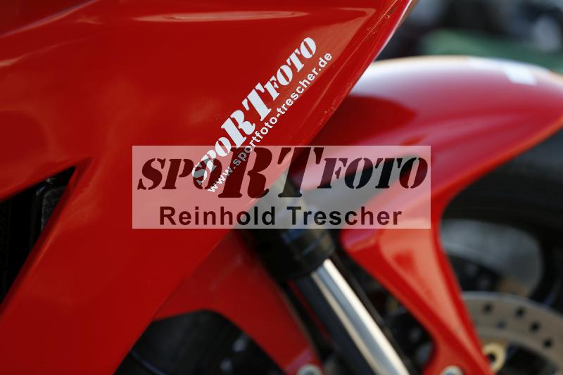 /15 22.05.2026  Plüss Moto Sport  Discover the Bike ADR /Impressionen